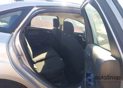 2018 Ford Focus Se из США, поврежденный, VIN 1FADP3F23JL285855